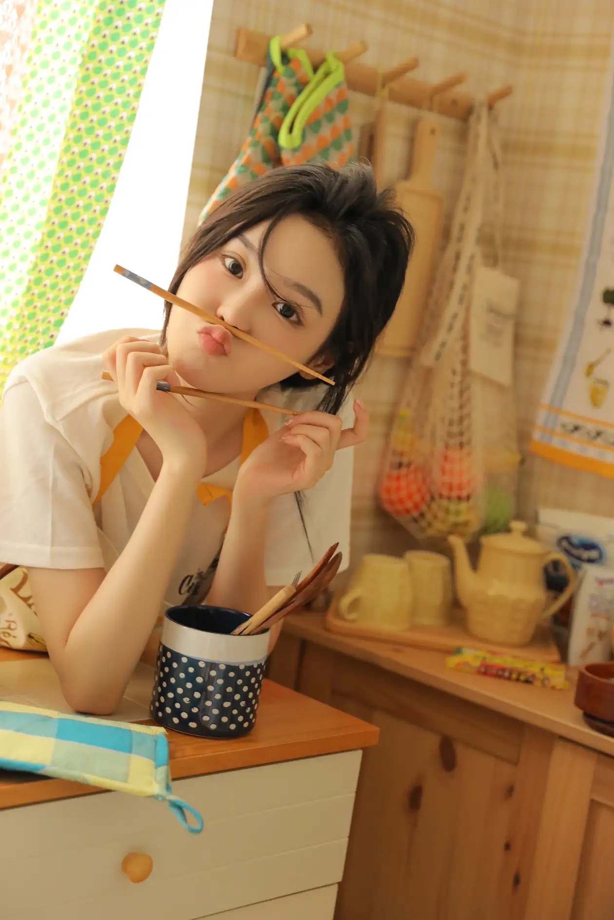 [YITUYU] 2022.07.07 Vol.1403 – Orange Little Chef 衡萱mua#[43P]-22