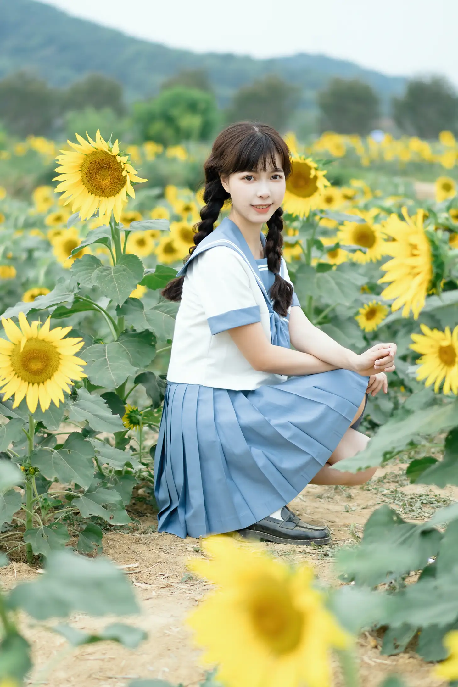 [YITUYU] 2022.11.20 Vol.2484 – Sunflower Appointment Variety of small shadows#[27P]-18